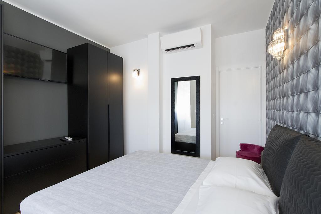 Ferienwohnung Attico Stema Luxury Misano Adriatico Exterior foto